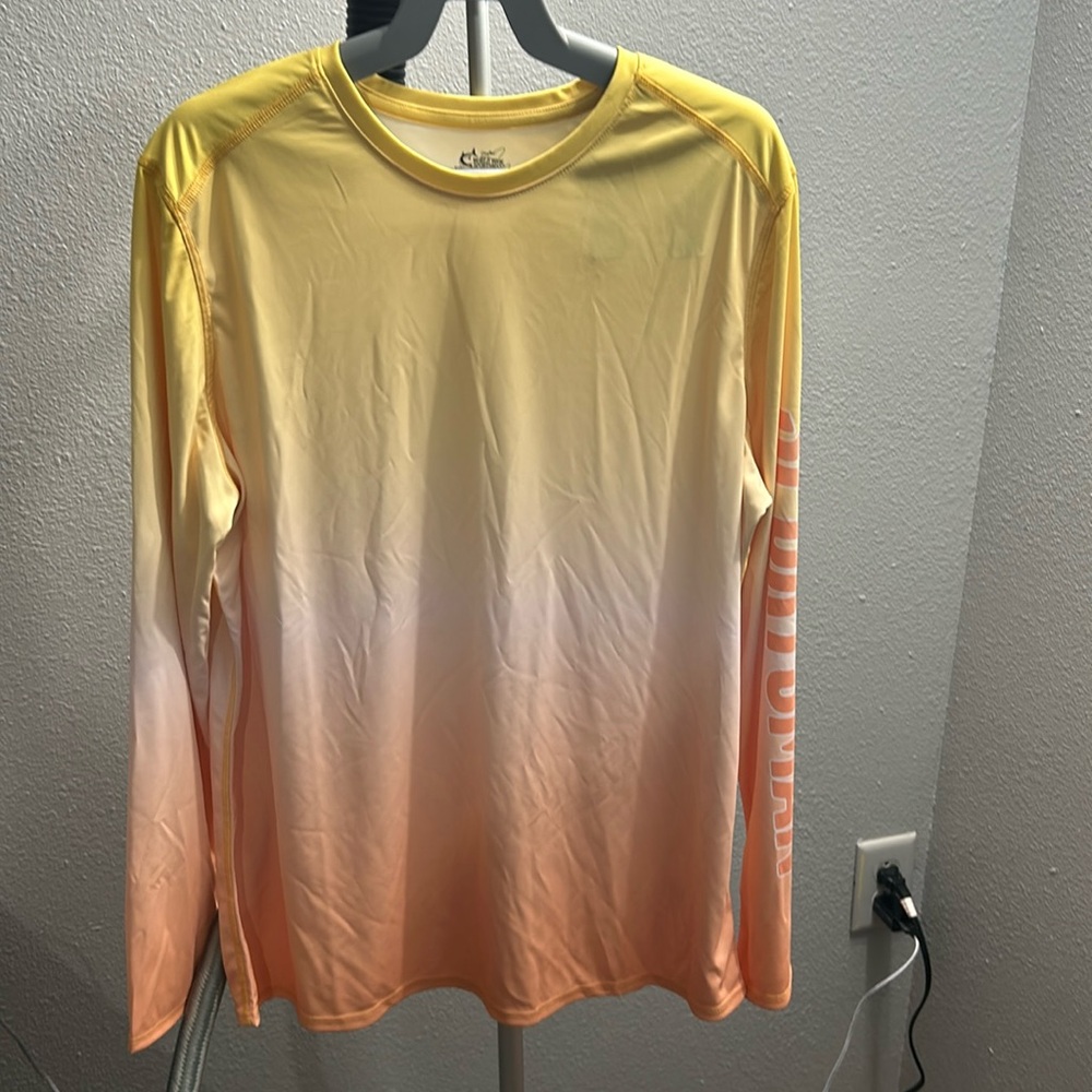NWOT world wide sportsman long sleeve shirt. Size L